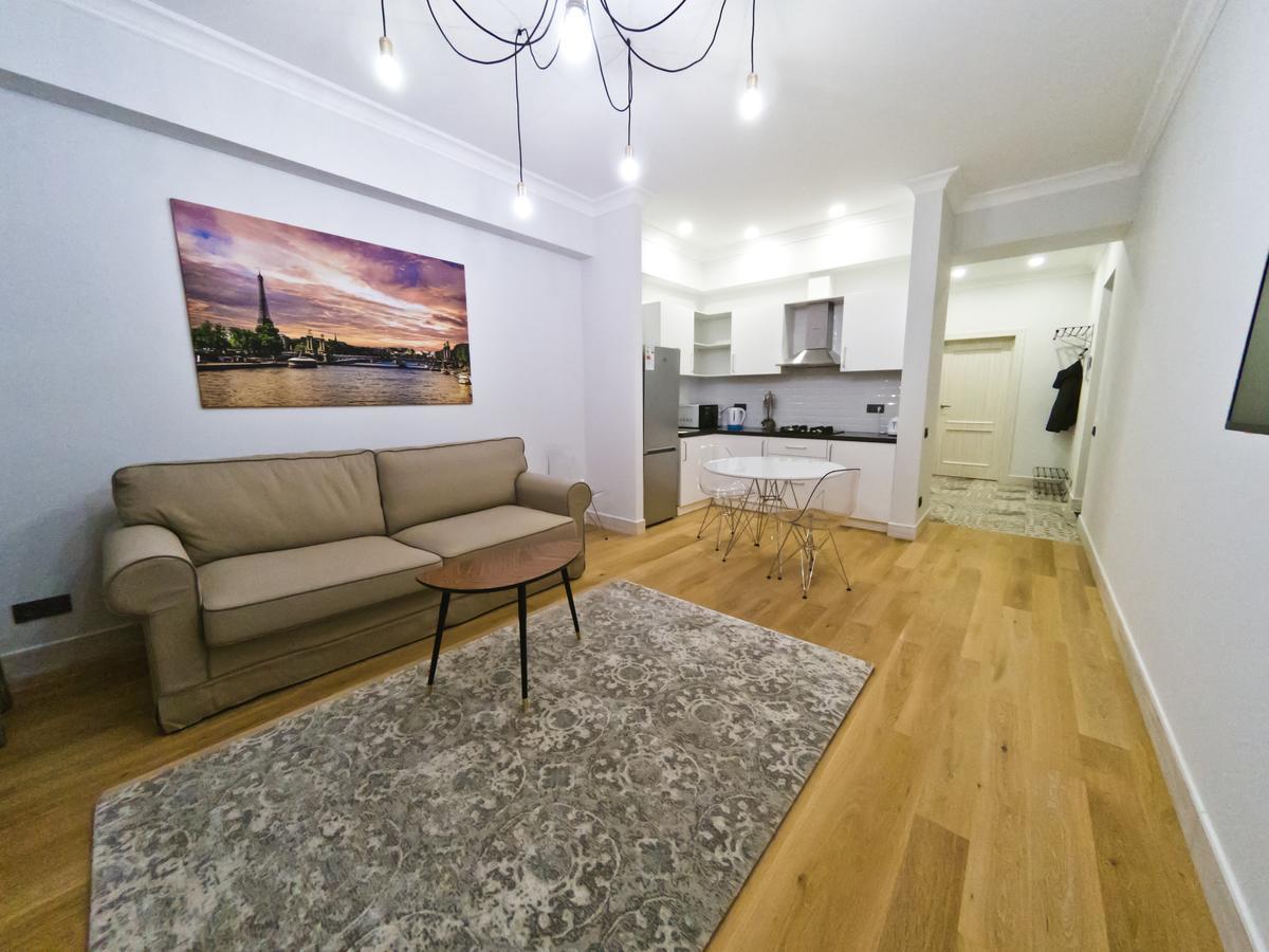 Opera Apartments Ałma Ata Zewnętrze zdjęcie